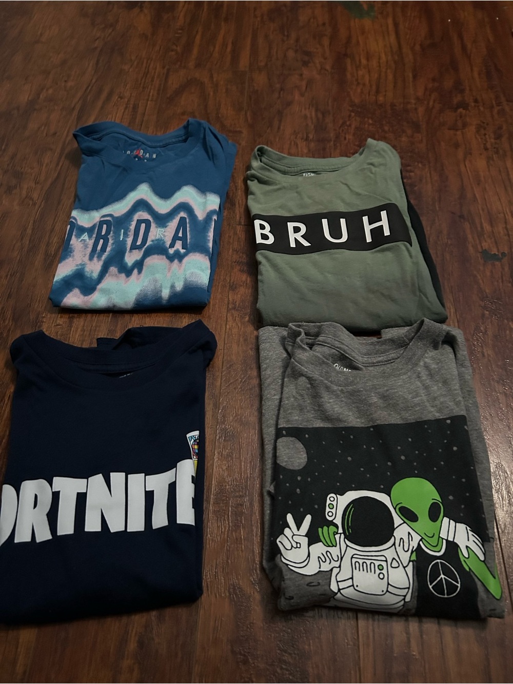 Bundle 4 kids shirts
